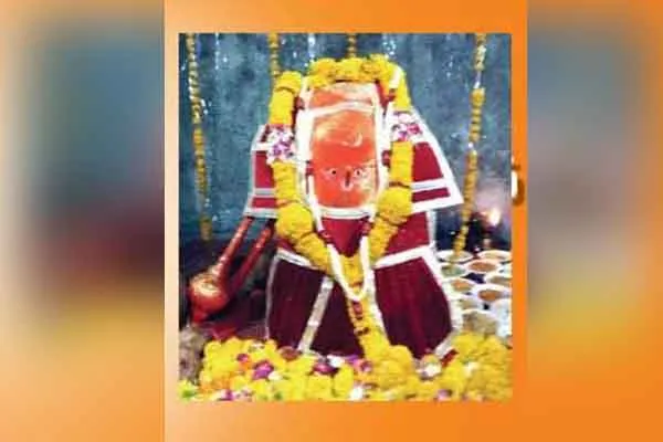 Ulte Hanuman Mandir